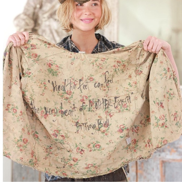 Magnolia Pearl Hawk in a Tree Jacket- OS- NWT - Picture 2 of 12